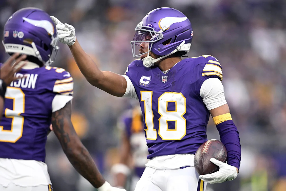 Fantasy Football: 5 veterans who are worth drafting despite carrying a considerable amount of risk