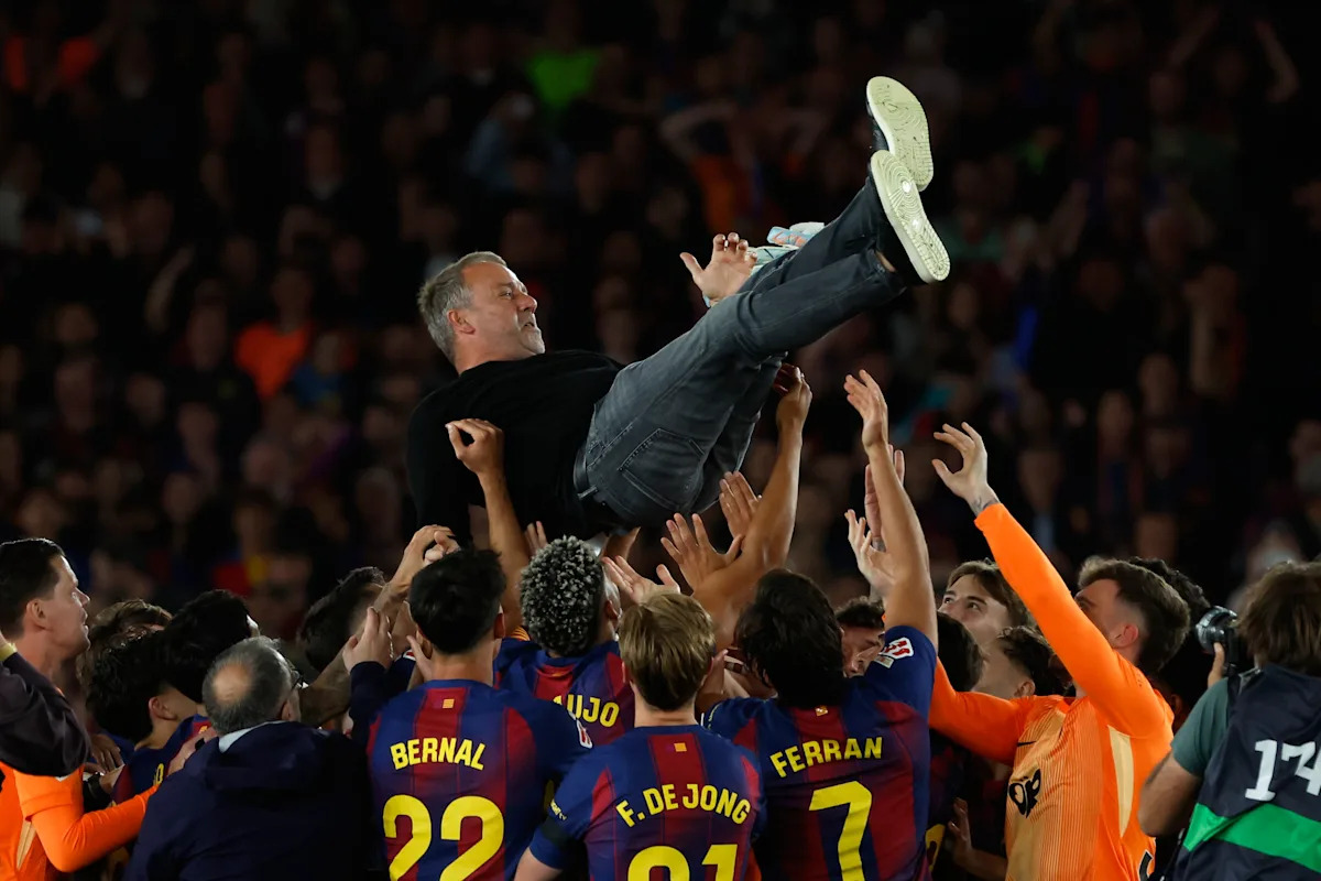 Flick signs contract extension keeping him at Barcelona at least until 2028 Flick signs contract extension keeping him at Barcelona at least until 2028