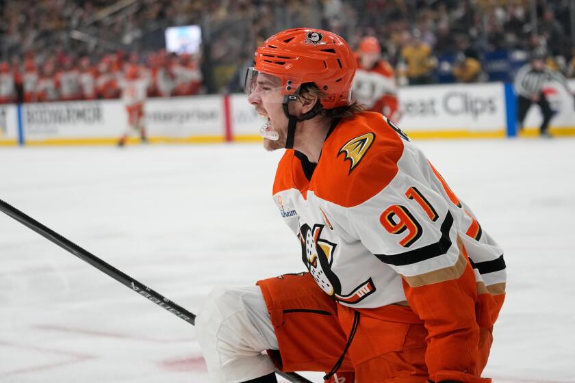 Beckett Sennecke, Leo Carlsson power Ducks to Game 2 win over Vegas Beckett Sennecke, Leo Carlsson power Ducks to Game 2 win over Vegas