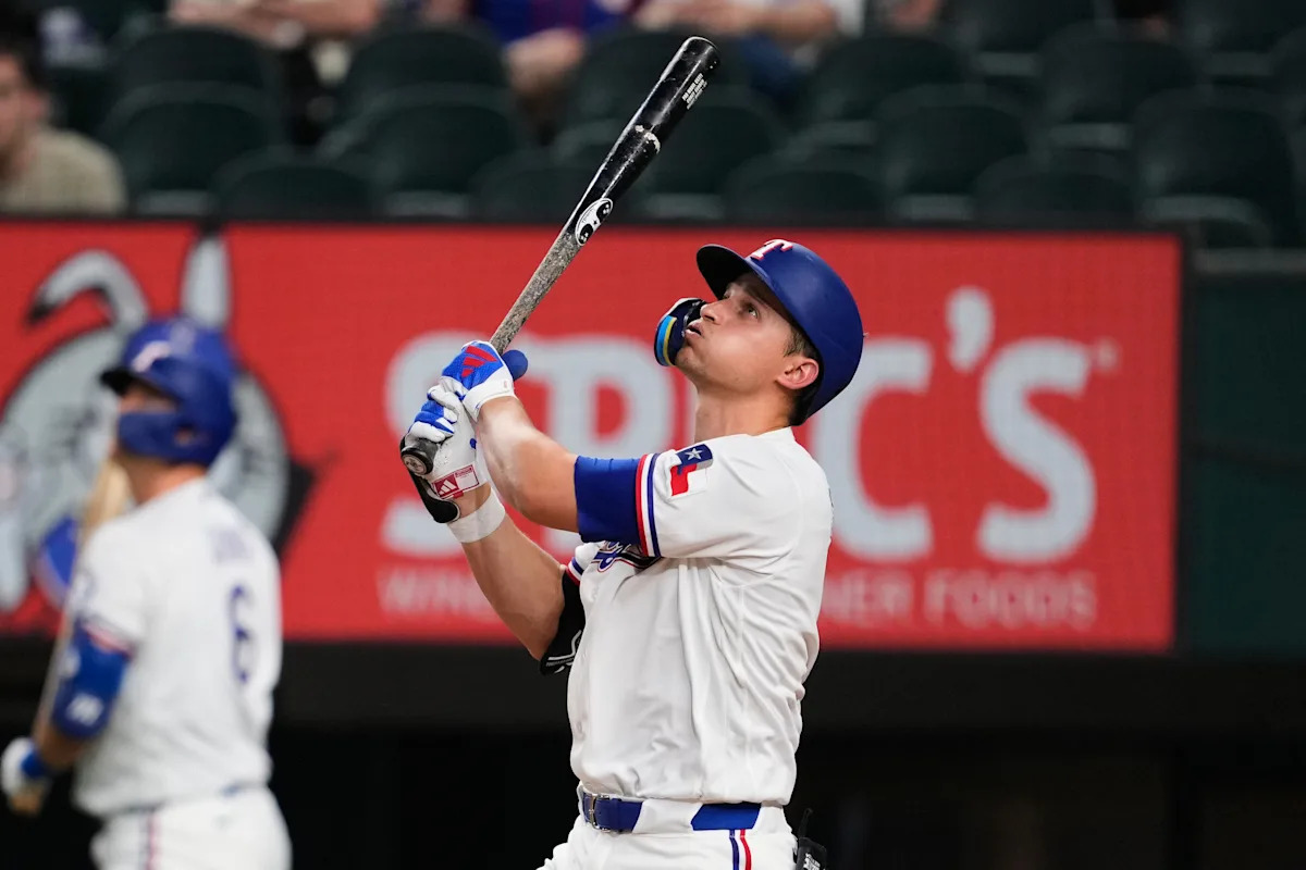 Slumping Corey Seager is out of the Rangers' lineup at Houston after the team had a day off