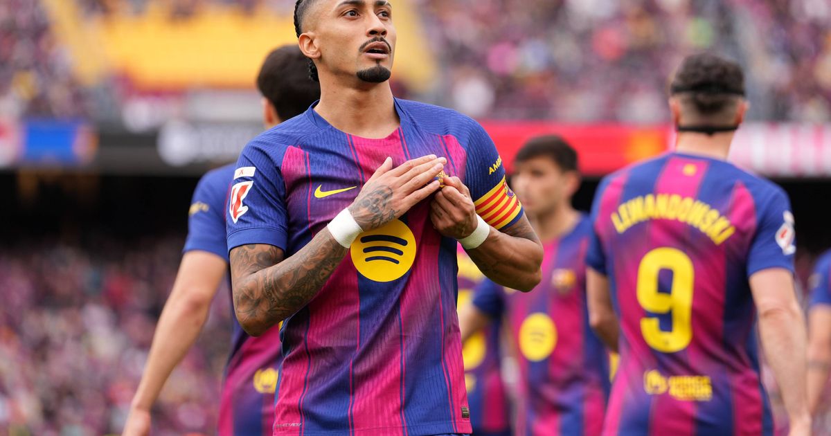 A decisive Cl&aacute;sico with La Liga at stake: Barcelona have historic opportunity against eternal rivals Real