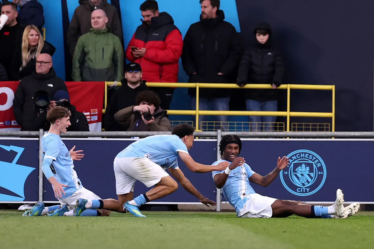 Heskey&rsquo;s son Reigan powers Man City past United to fourth FA Youth Cup victory