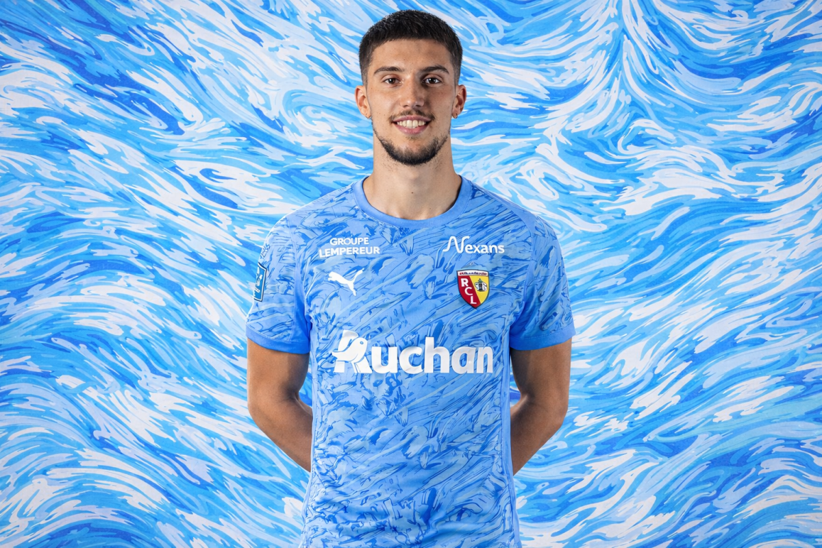 Identity of France’s third-choice goalkeeper for the World Cup in doubt, as Lens’ Robin Risser could be called up Identity of France’s third-choice goalkeeper for the World Cup in doubt, as Lens’ Robin Risser could be called up