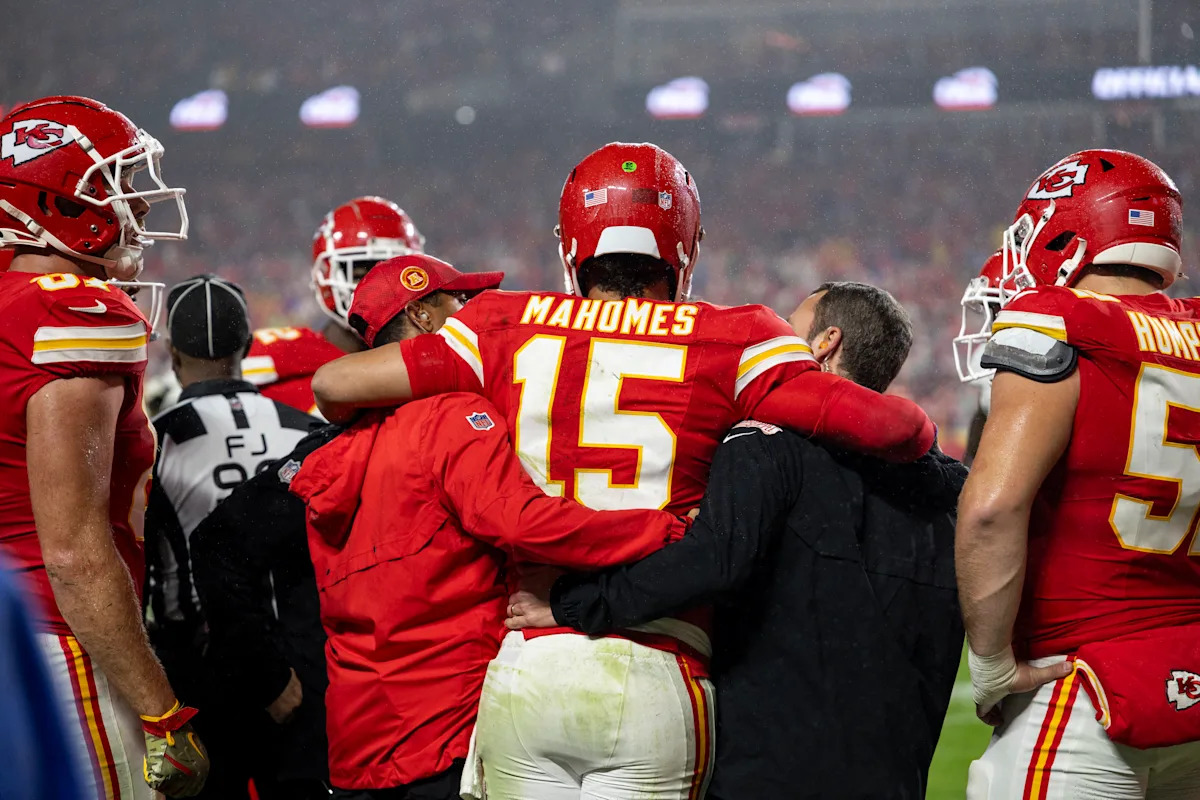 Safe or risky? How Patrick Mahomes, Fernando Mendoza impacted NFL's 2026 schedule decisions Safe or risky? How Patrick Mahomes, Fernando Mendoza impacted NFL's 2026 schedule decisions