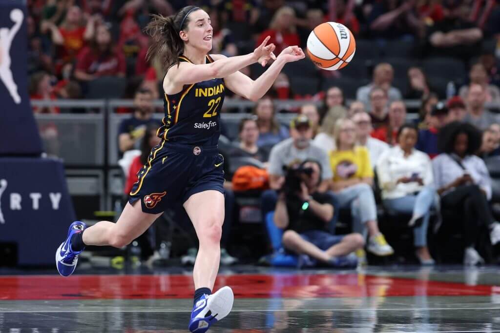 Caitlin Clark makes more WNBA history thanks to delayed stats correction Caitlin Clark makes more WNBA history thanks to delayed stats correction