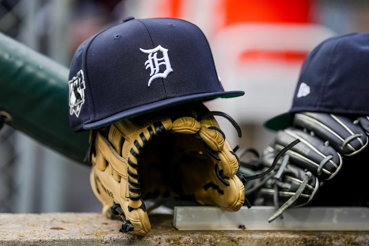 Report: Tigers' Triple-A manager Gabe Alvarez fired over 'inappropriate' text message to colleague