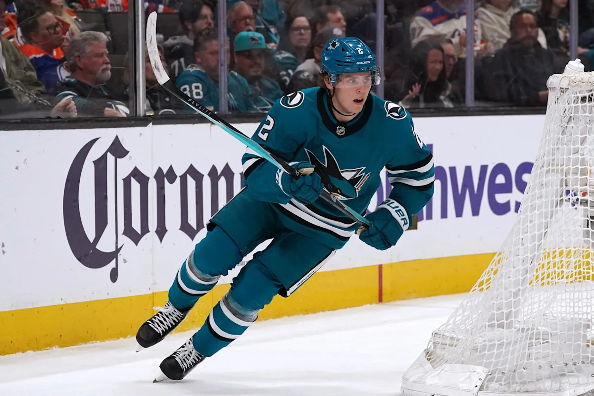 Sharks Forward Will Smith to Participate in Third Annual 'Stanley Pup'