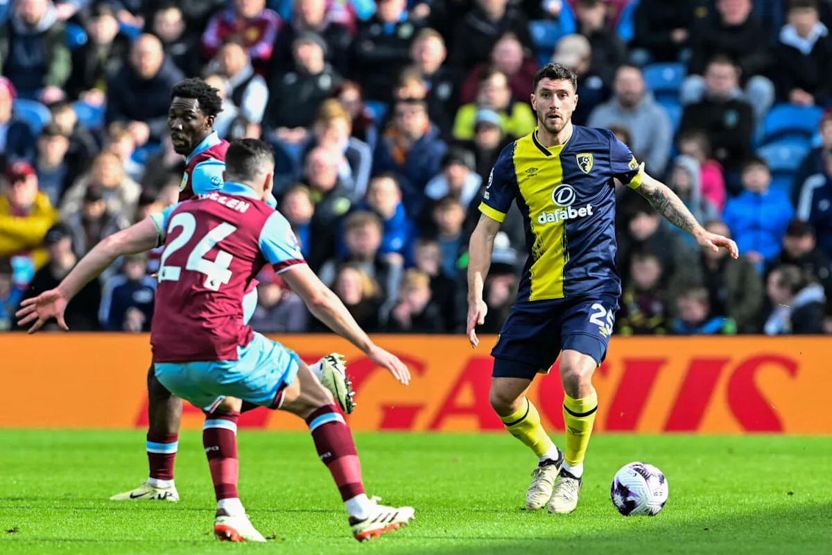 Report: Liverpool ‘keeping tabs’ on Premier League defender ahead of summer window Report: Liverpool ‘keeping tabs’ on Premier League defender ahead of summer window