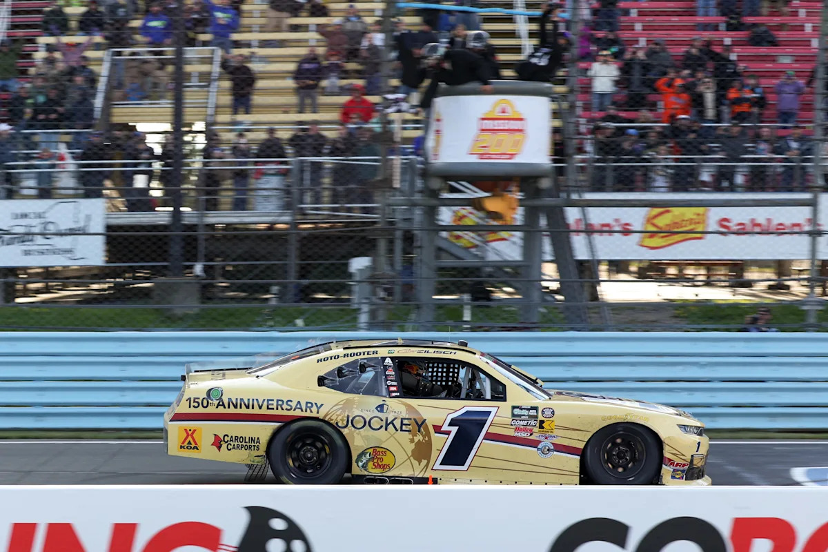 Connor Zilisch wins NASCAR O'Reilly race at Watkins Glen in May 2026