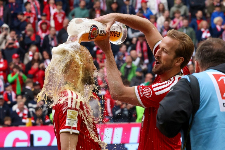 Kane hits hat-trick, St. Pauli relegated from Bundesliga Kane hits hat-trick, St. Pauli relegated from Bundesliga
