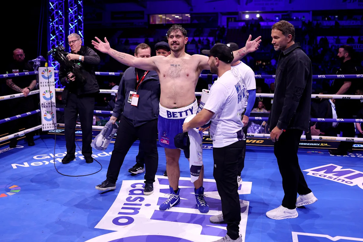 &lsquo;Too good for me&rsquo;: Dave Allen has no problem with Hrgovic stoppage, trainer&rsquo;s decision