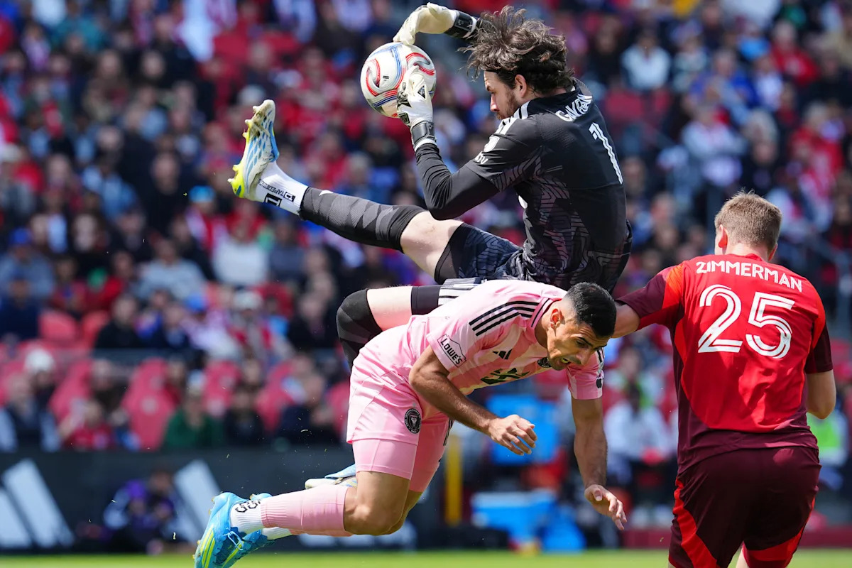 Lionel Messi has 3 goal contributions to become fastest to 100 as Inter Miami tops Toronto 4-2 Lionel Messi has 3 goal contributions to become fastest to 100 as Inter Miami tops Toronto 4-2