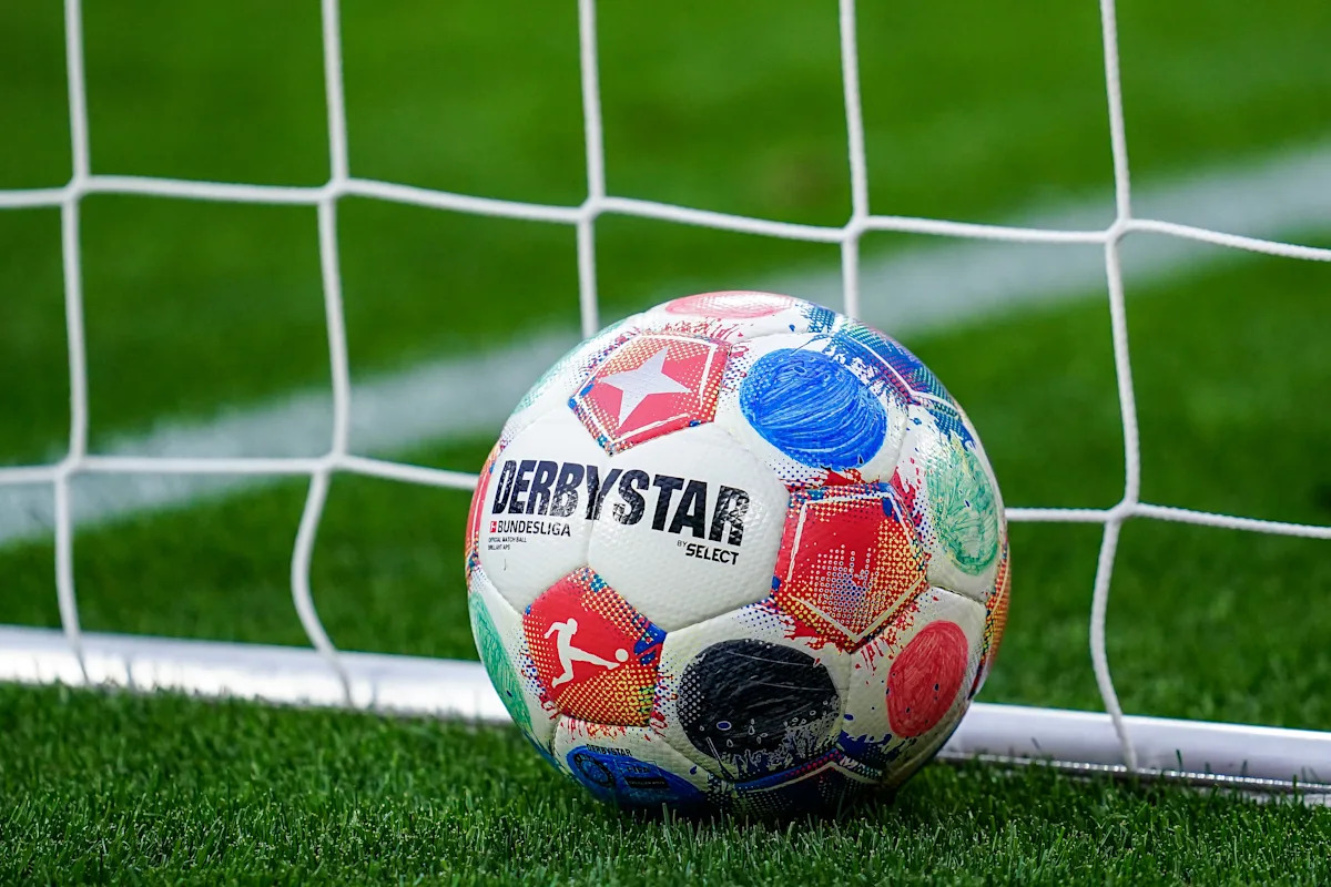 🚨 Out of the blue, Bundesliga club changes its badge