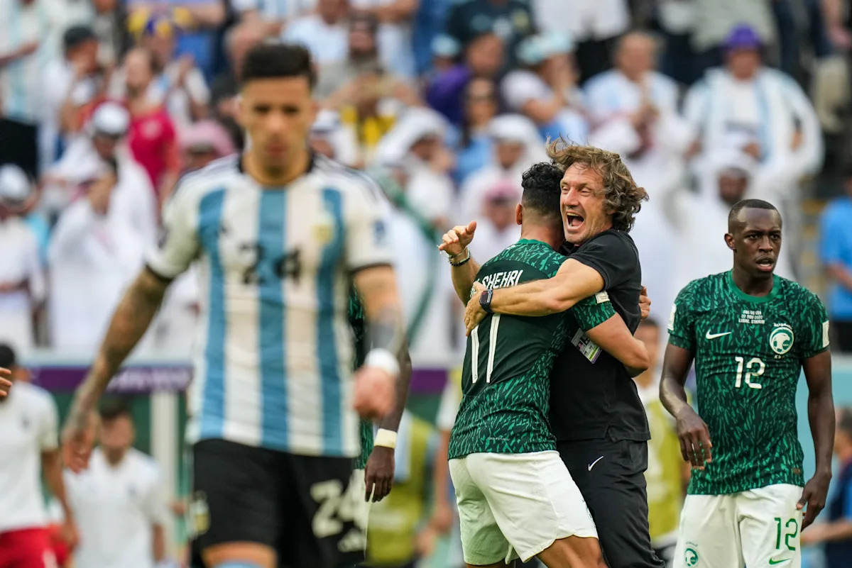 26 days to the World Cup: Saudi Arabia stuns eventual champion Argentina
