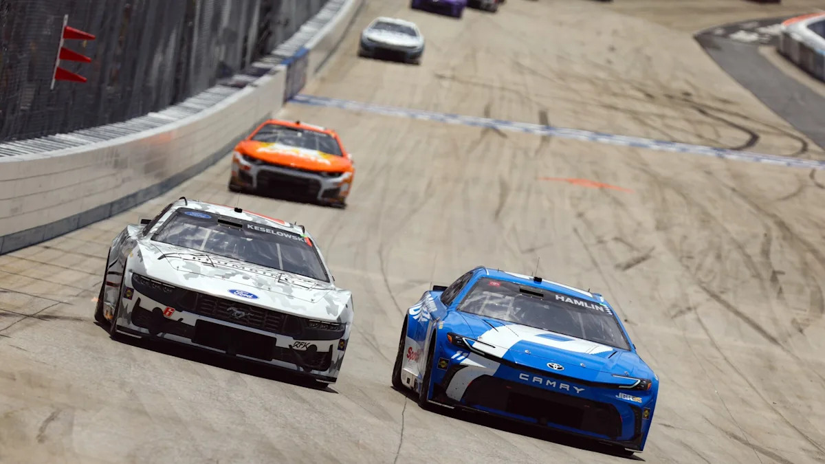 Denny Hamlin beats teammate Chase Briscoe at Dover for 2nd NASCAR All-Star Race win