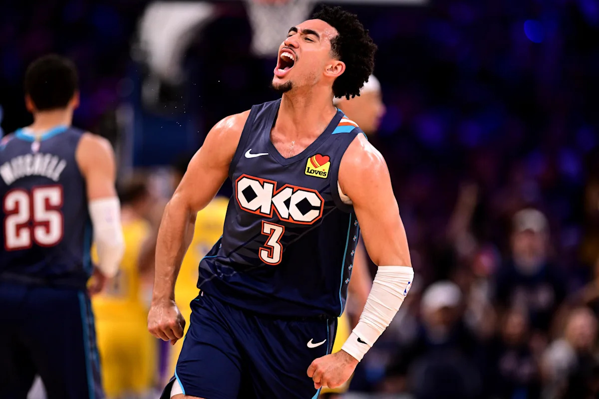 Thunder defeat Lakers to take 2-0 lead despite another limited night for Shai Gilgeous-Alexander
