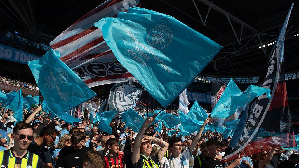 Can Chelsea upset 'favourites' Man City?