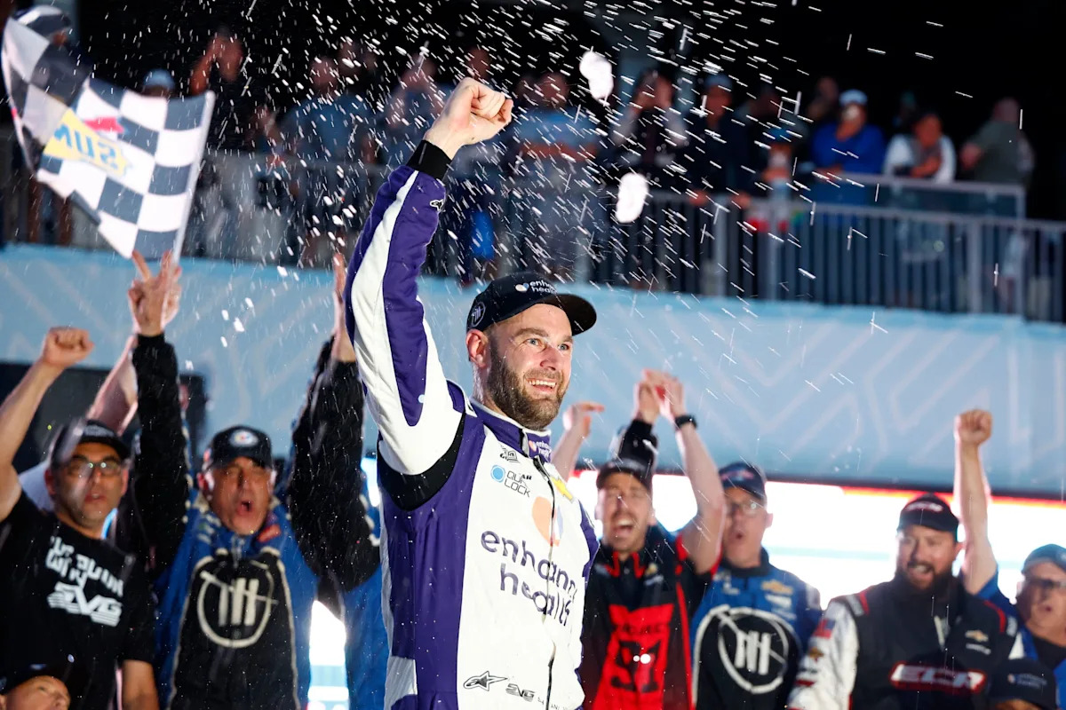 2 NASCAR Legends Explain the Shane van Gisbergen Advantage Cup Drivers Still Can&rsquo;t Match