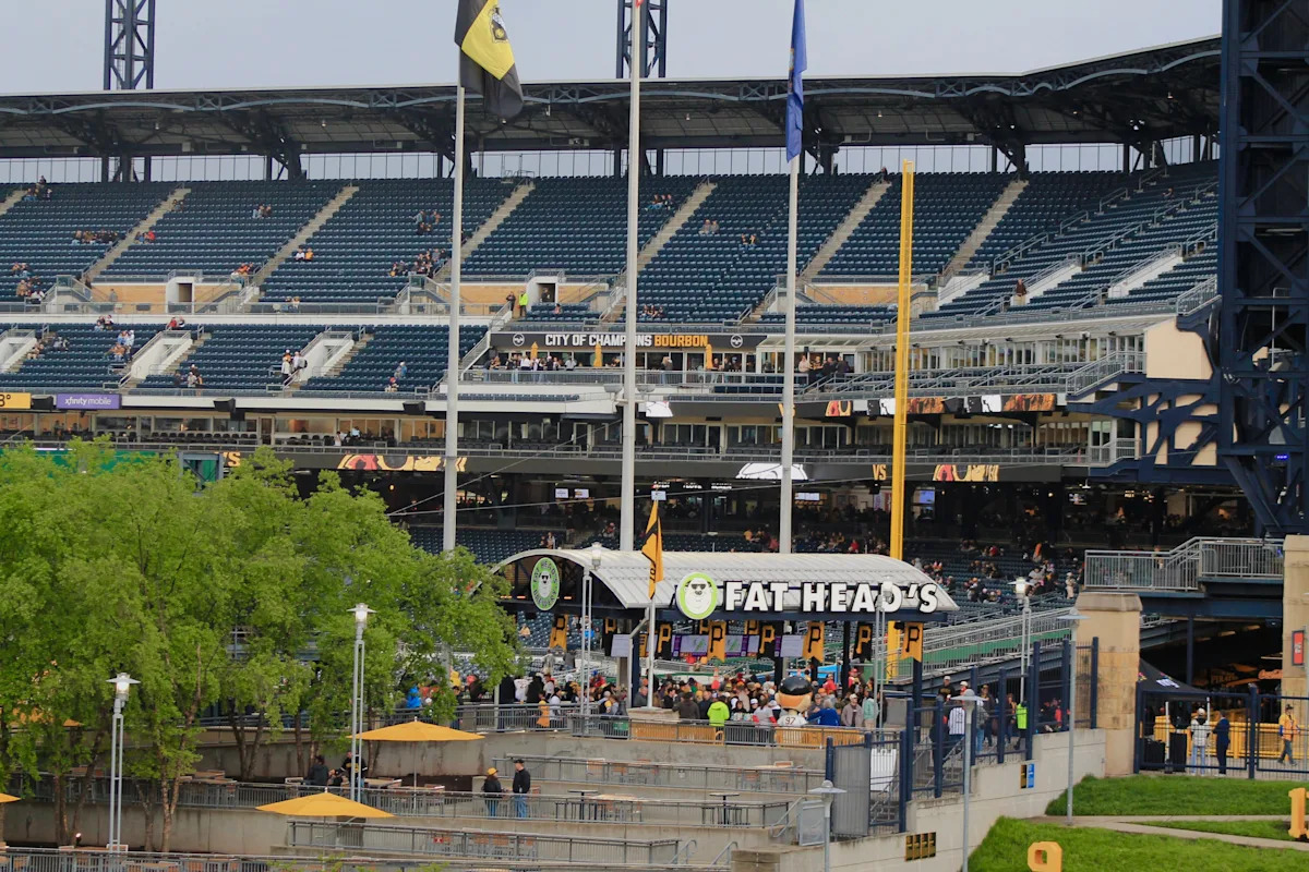 From Clemente Bridge to first pitch, Pirates fans soak in tradition