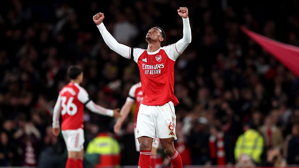 Analysis: Gunners close to glory