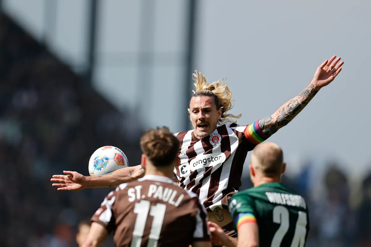 St. Pauli and Heidenheim relegated on Bundesliga's last day St. Pauli and Heidenheim relegated on Bundesliga's last day