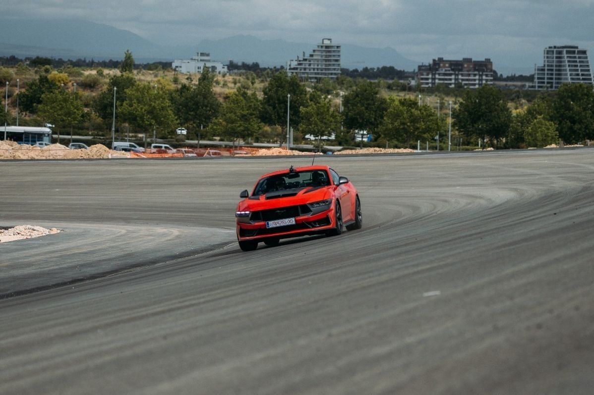 "Faster than it looks" - Carlos Sainz's first impressions of Madring F1 circuit