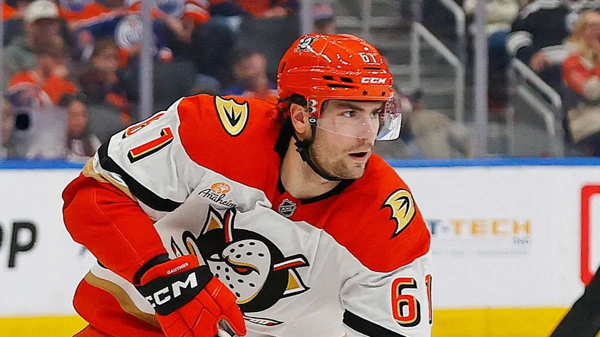 Golden Knights vs Ducks Prediction, Picks & Odds for Today's NHL Playoffs Game 3