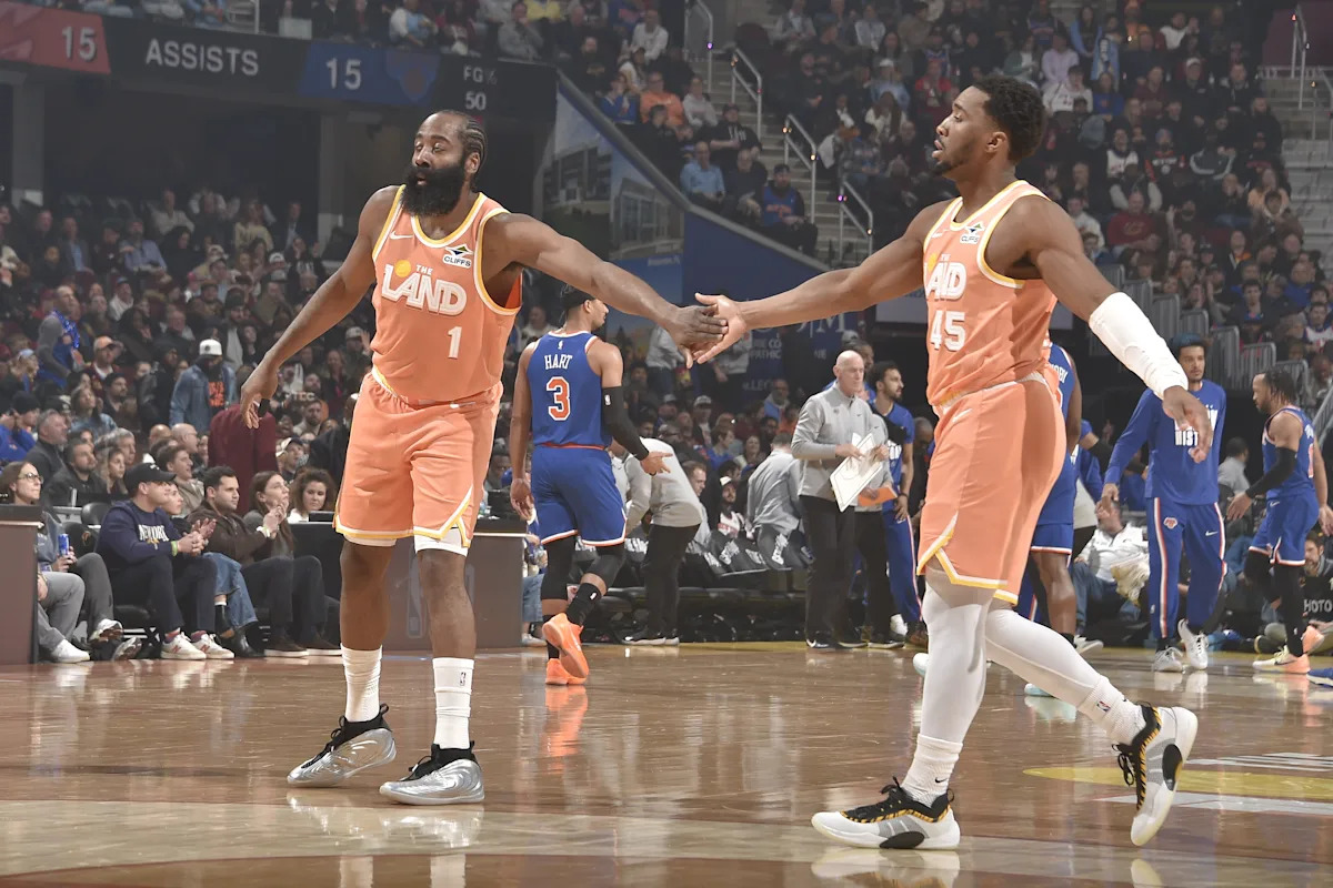 A way too early preview for Cavs vs. Knicks: From rock fight to shootout