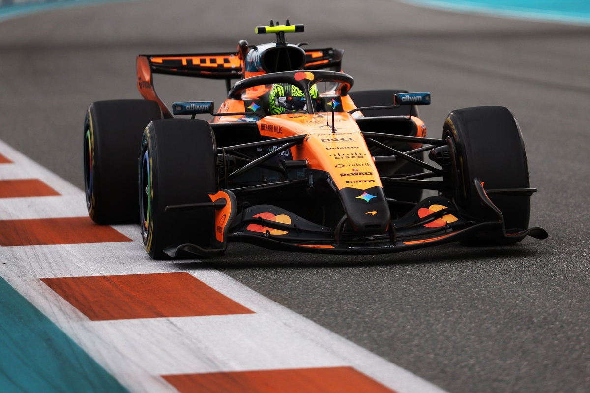 McLaren &ldquo;cost themselves&rdquo; Miami GP win with "hesitant" strategy call, says Jolyon Palmer