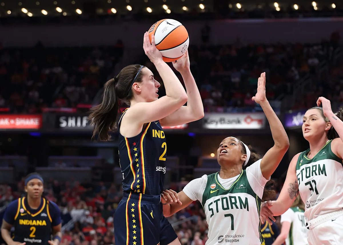 How Caitlin Clark set a WNBA record in between games, then extended it