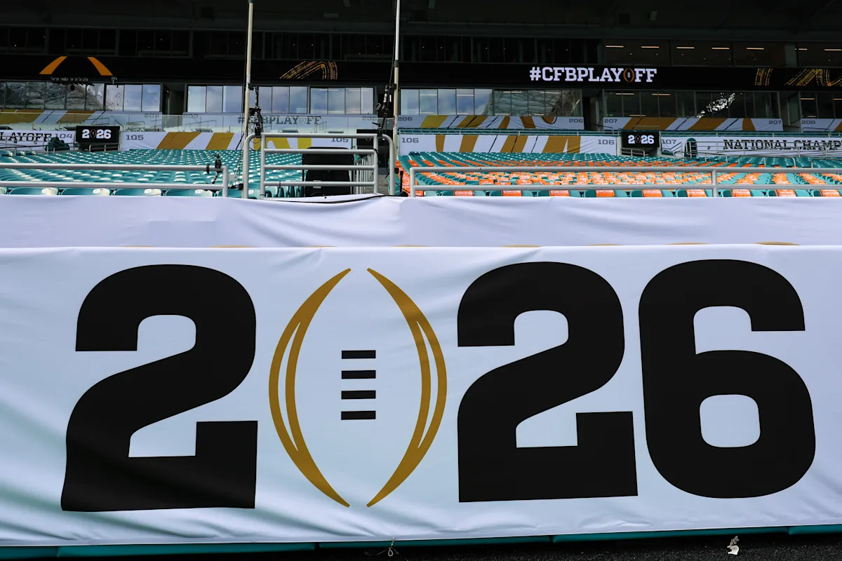 With CFP expansion talks ongoing, presidential committee pushing for 24-team field