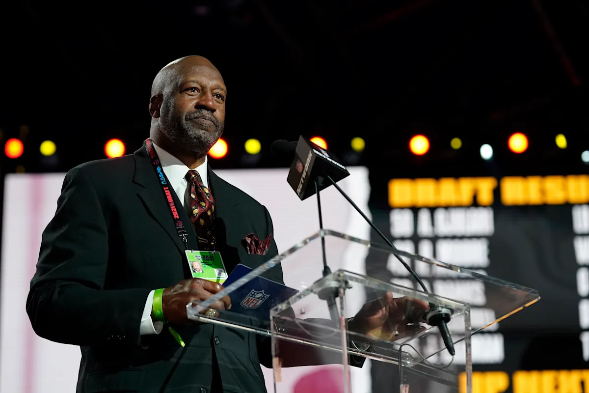 Longtime Washington LB, former Arkansas Pine Bluff coach Monte Coleman dies at 68