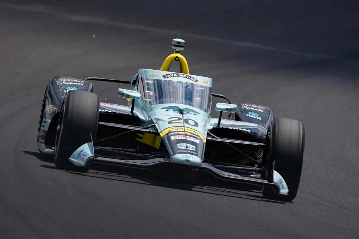 Alexander Rossi spins and crashes, then collects others in first crash of Indianapolis 500 practice Alexander Rossi spins and crashes, then collects others in first crash of Indianapolis 500 practice