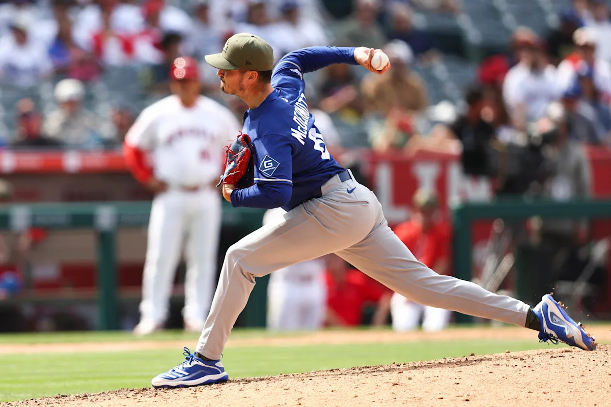 Dodgers sign Jonathan Hernández, option Chayce McDermott in latest bullpen shuffle Dodgers sign Jonathan Hernández, option Chayce McDermott in latest bullpen shuffle