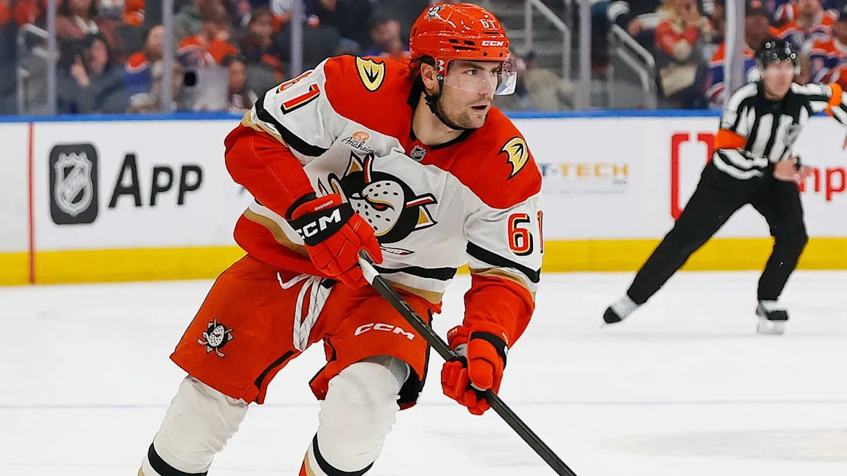 Golden Knights vs Ducks Prediction, Picks & Odds for Sunday's NHL Playoffs Game 4