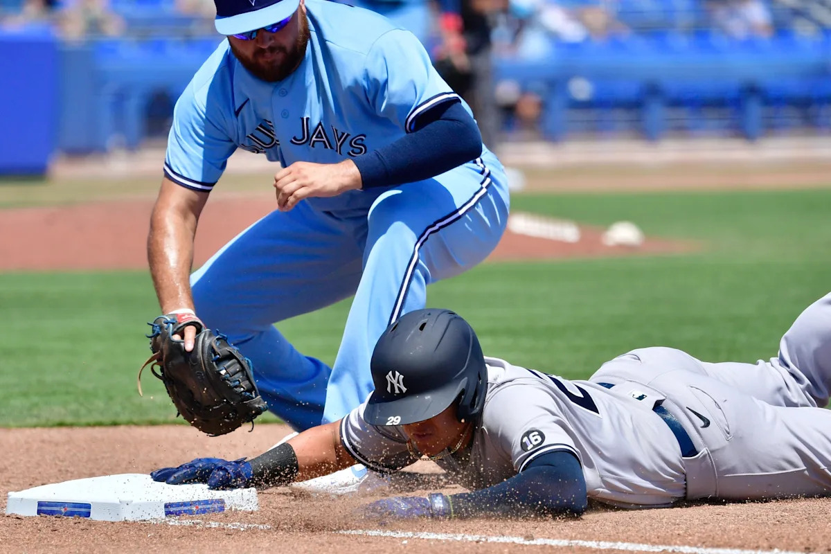 Former Yankees, Blue Jays infielder announces immediate retirement at 34