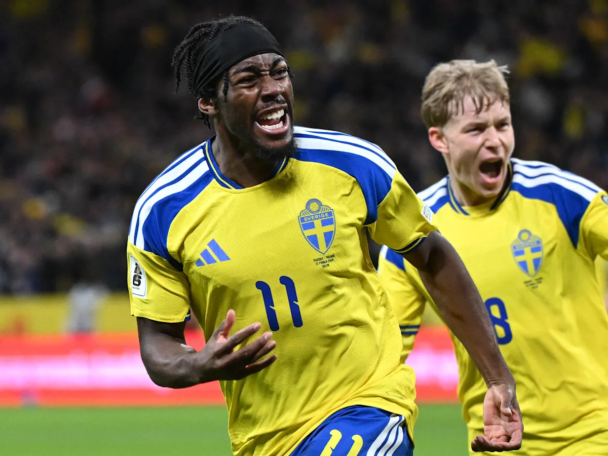 International Magpies: Elanga named in Sweden's World Cup squad