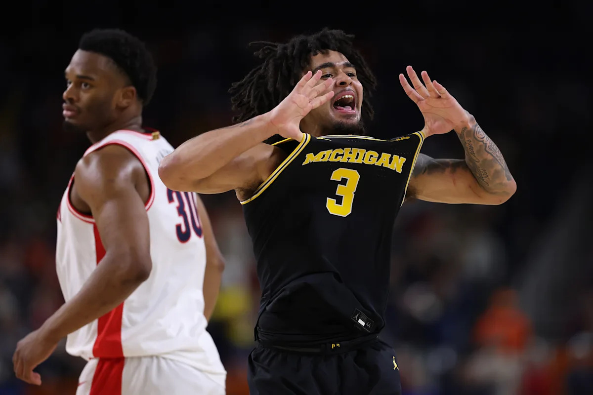 Final Four 2026: Michigan blows out Arizona amid Yaxel Lendeborg injury scare to set up title game vs. UConn