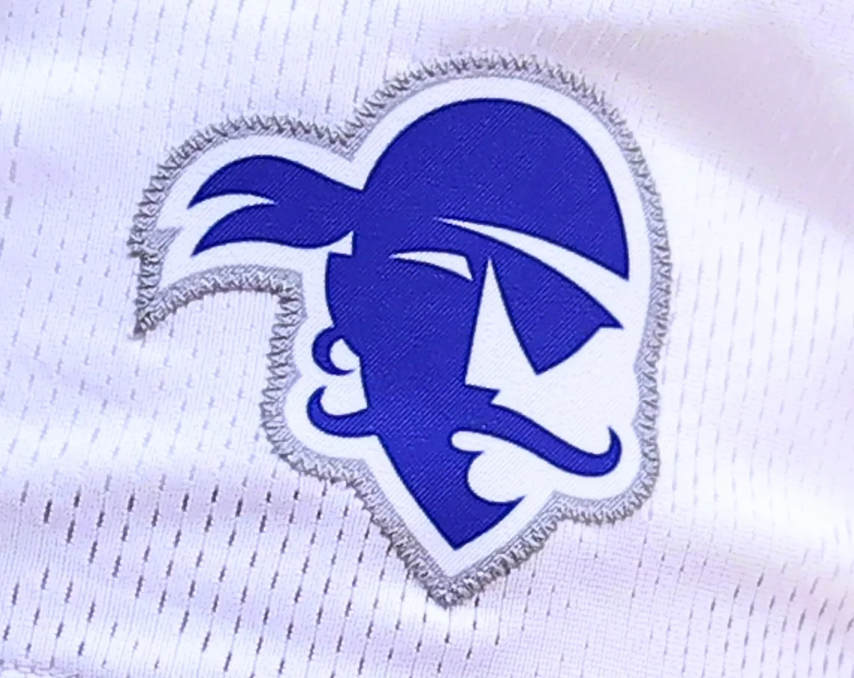 Seton Hall outfielder suffers gruesome left leg injury while rounding first base after hitting home run
