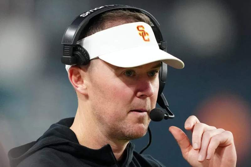 Lincoln Riley Gets Serious Warning to Make College Football Playoff for One Overlooked Reason Lincoln Riley Gets Serious Warning to Make College Football Playoff for One Overlooked Reason