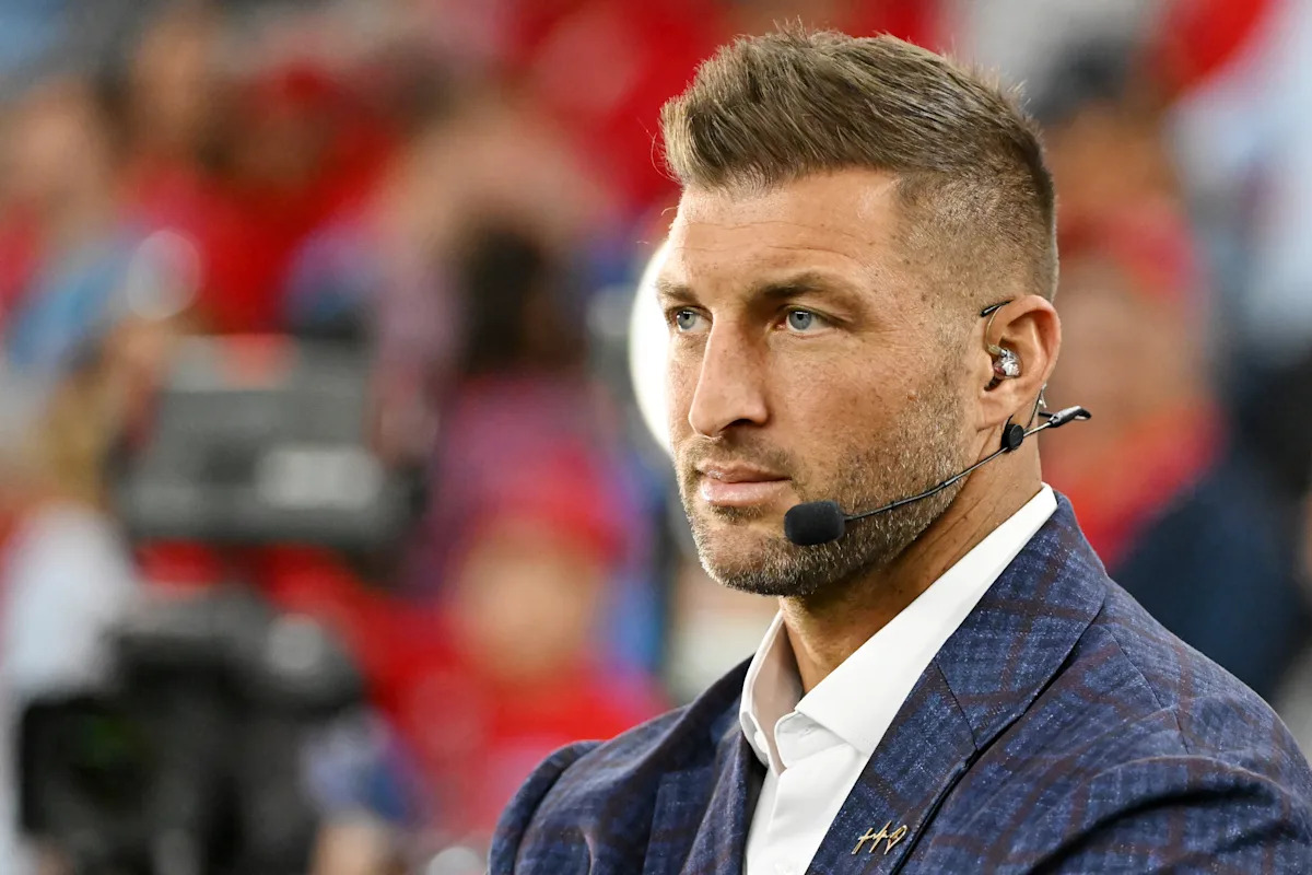 Tim Tebow's father, Bob, dies at 78 following struggle with Parkinson's Disease