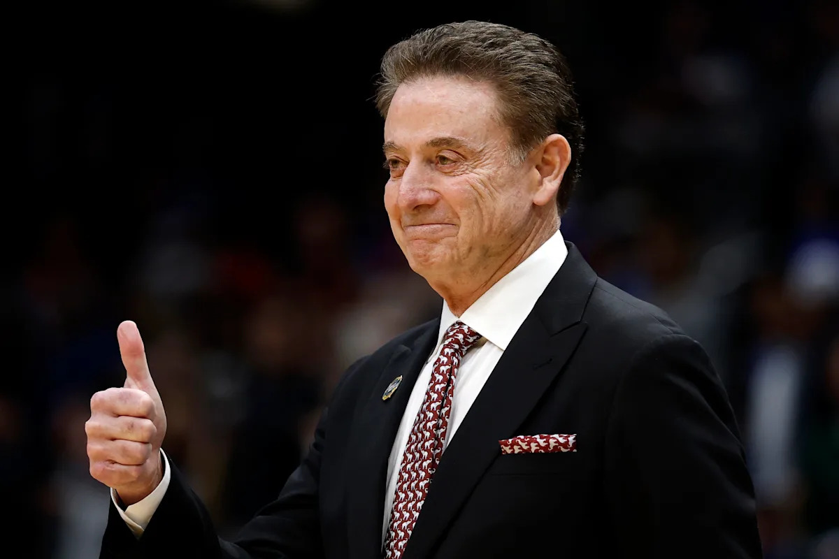 Rick Pitino provides rare endorsement for expanded NCAA tournament Rick Pitino provides rare endorsement for expanded NCAA tournament