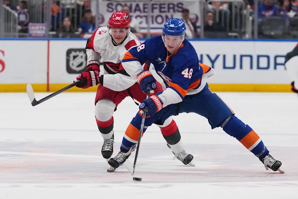 Islanders' Matthew Schaefer is the unanimous Calder Trophy choice as NHL rookie of the year Islanders' Matthew Schaefer is the unanimous Calder Trophy choice as NHL rookie of the year