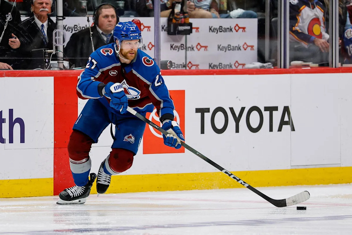 Former Canadiens Player Sends Avalanche Through To Third Round