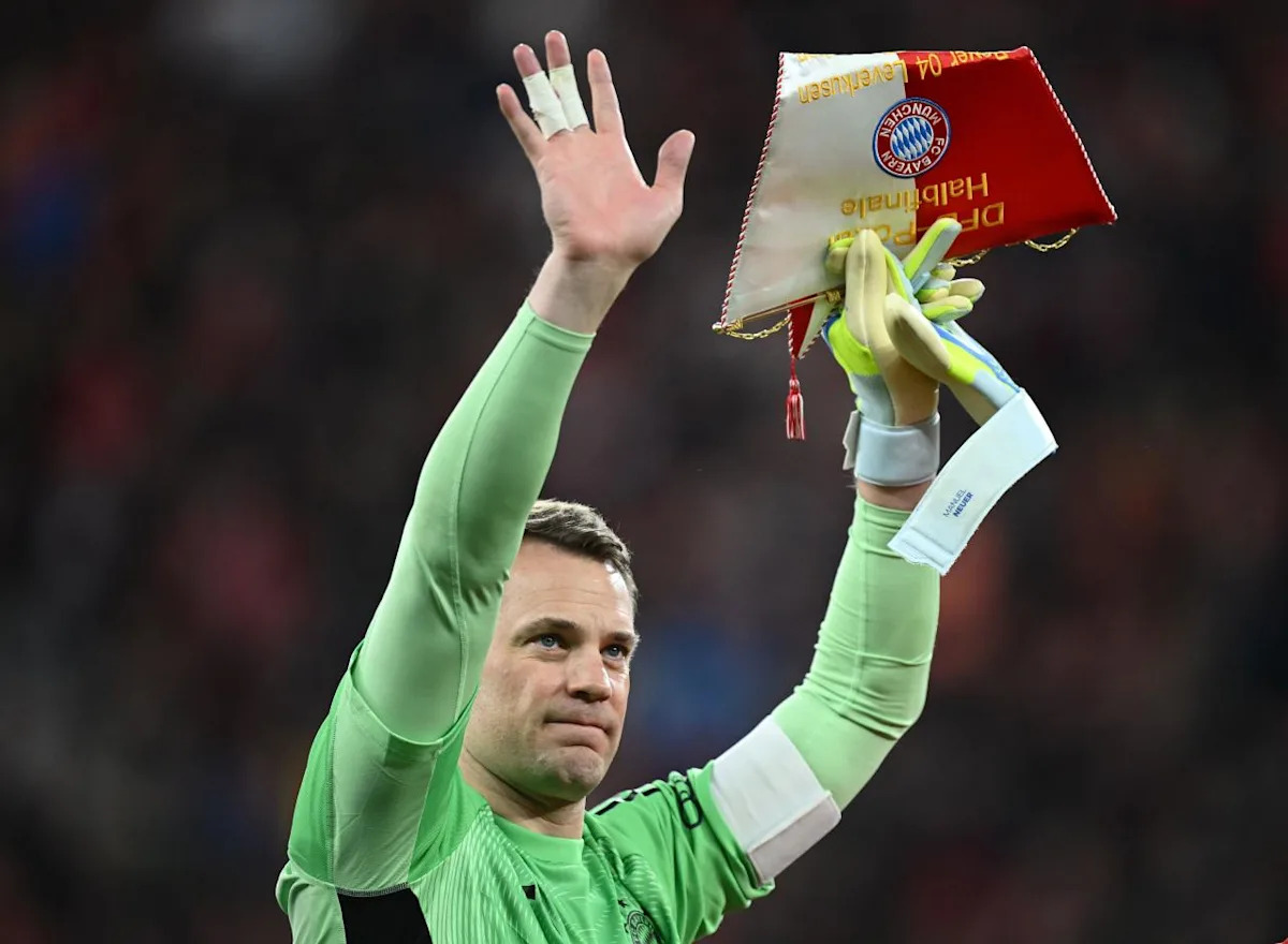 Bayern push to resolve Neuer future quickly Bayern push to resolve Neuer future quickly