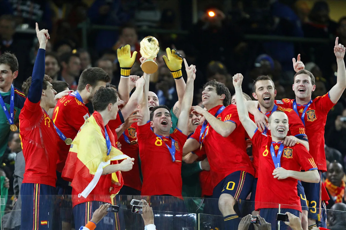 39 days to the World Cup: El Cl&aacute;sico legends power Spain to 2010 title