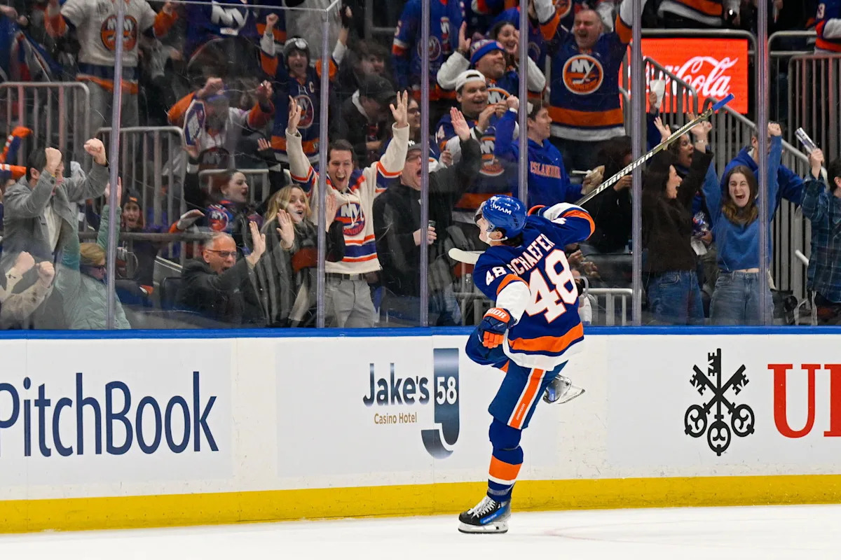 21 Facts Behind Islanders Defenseman Matthew Schaefer&rsquo;s Calder Trophy-Winning Season