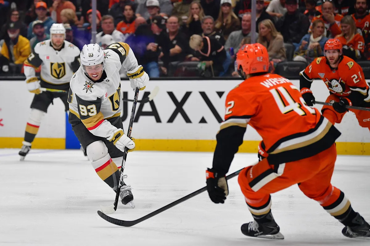 Marner &lsquo;Brings the Passion&rsquo; in Blowout Win as Golden Knights Take 2-1 Series Lead