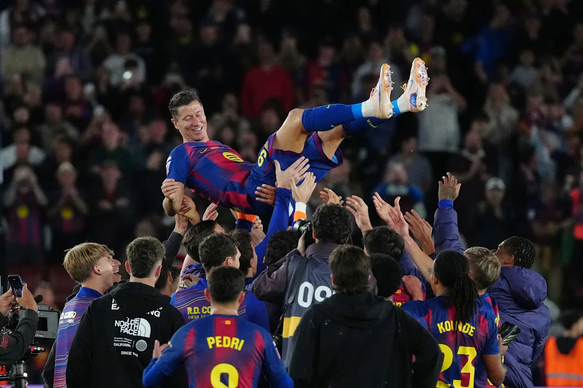 Barcelona wins in Lewandowski's farewell. Sevilla avoids relegation despite loss to Real Madrid