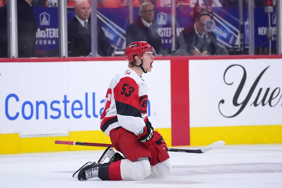 Hurricanes sweep Flyers 3-2 in OT, advance to Eastern Conference finals Hurricanes sweep Flyers 3-2 in OT, advance to Eastern Conference finals